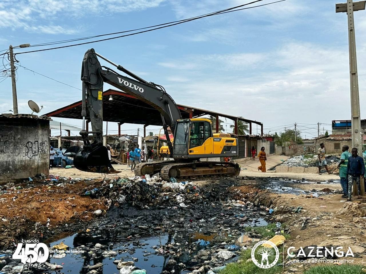 ADMINISTRAÇÃO DO CAZENGA REFORÇA LIMPEZA DE VALAS NO BAIRRO SÃO PEDRO